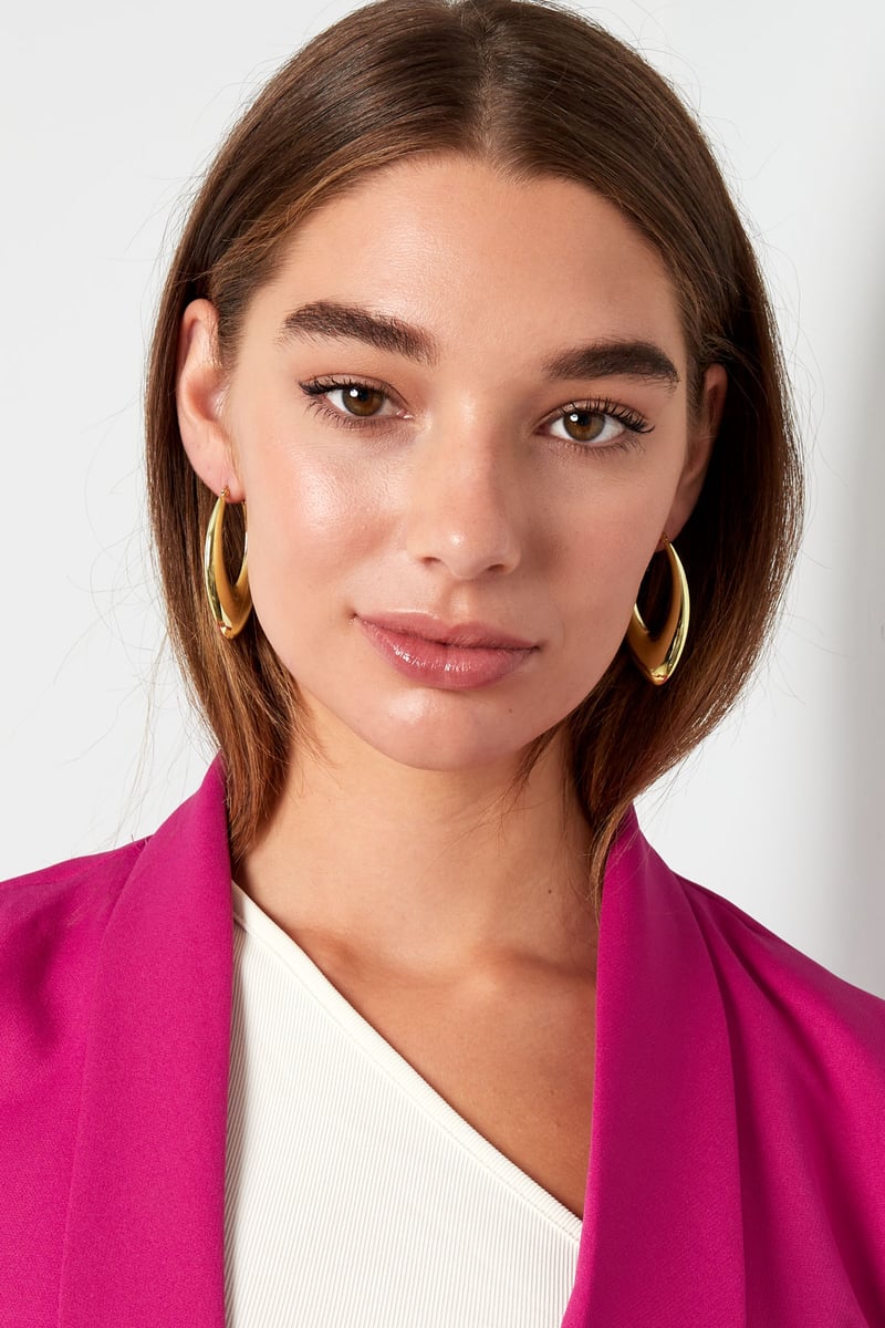 large gold drop earrings