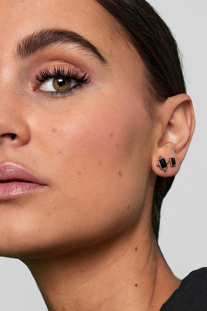 Ear studs rectangle edge - powder pink