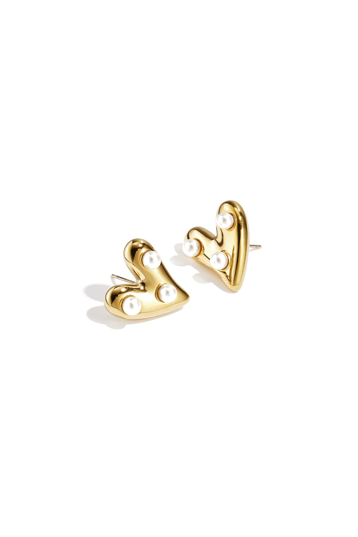 Heart earrings with pearls