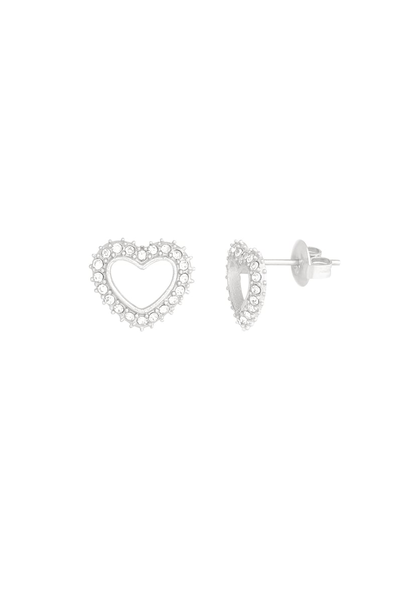 diamond heart studs
