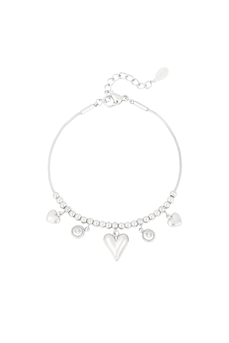 gleaming heart bracelet