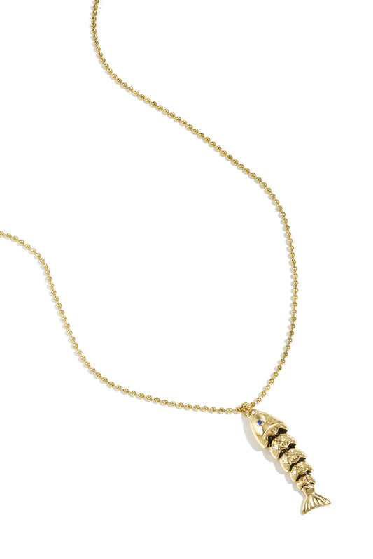 Necklace with moving fish charm