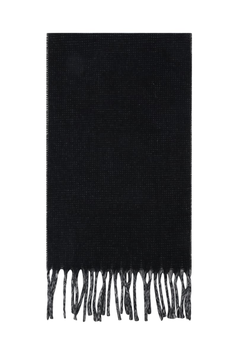Plain scarf