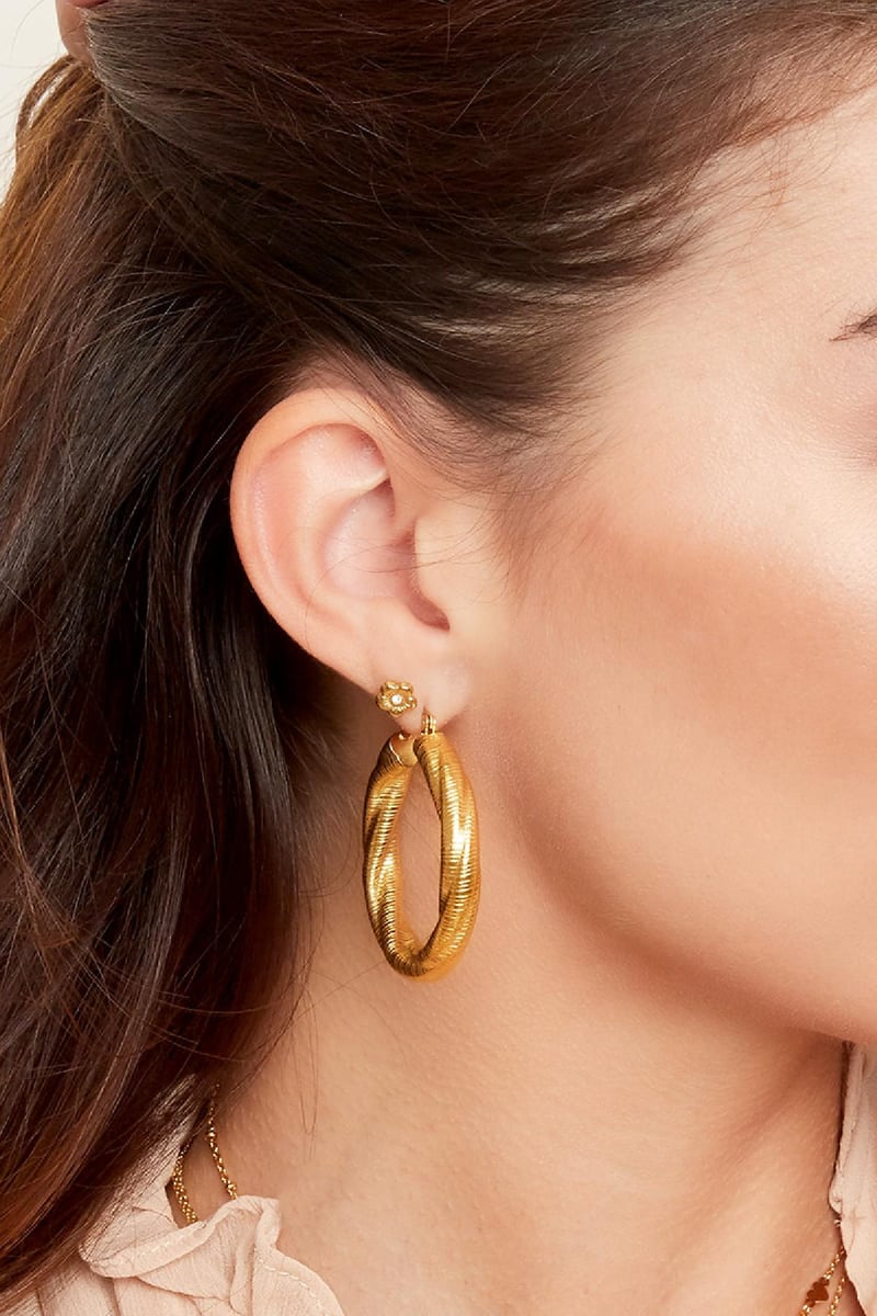 Hoops twisted large Gold Color Stainless Steel