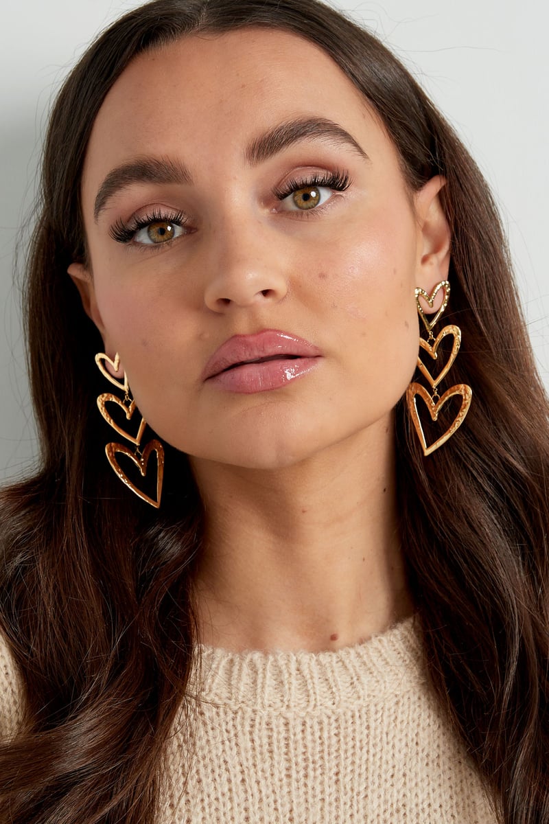 triple heart earring structure