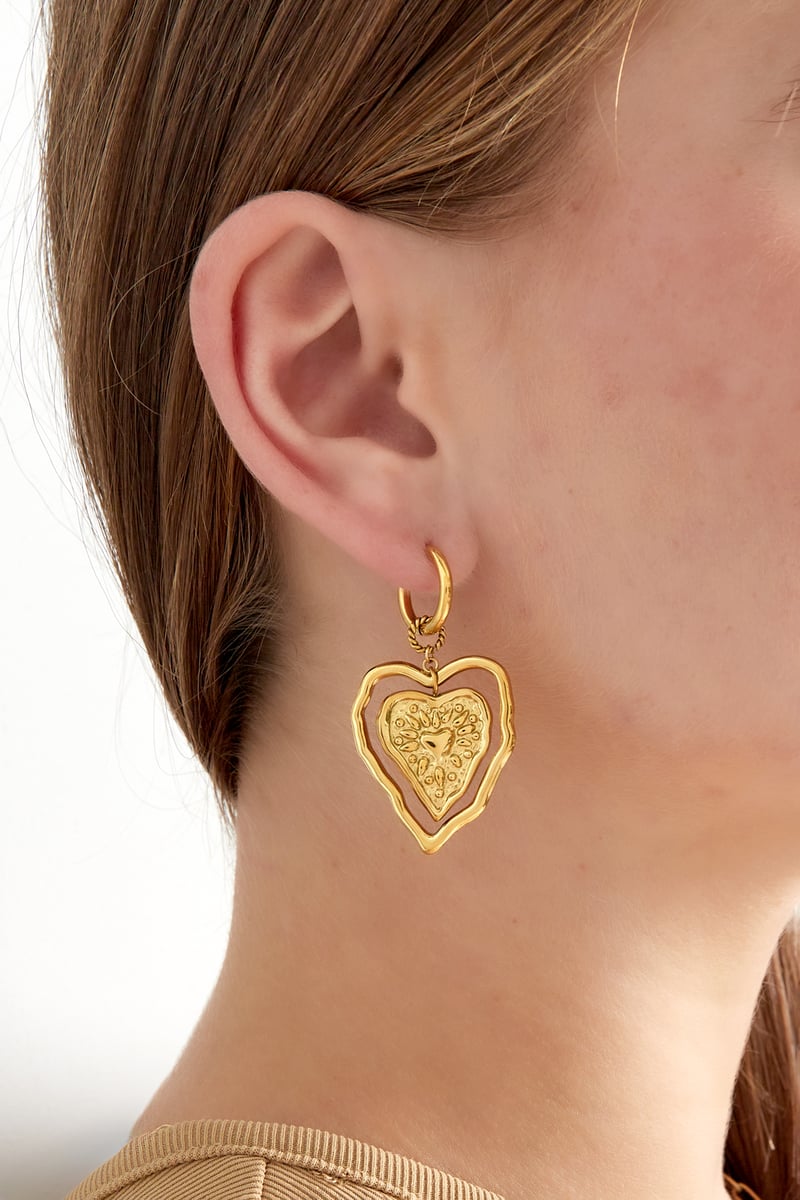exceptional heart earrings