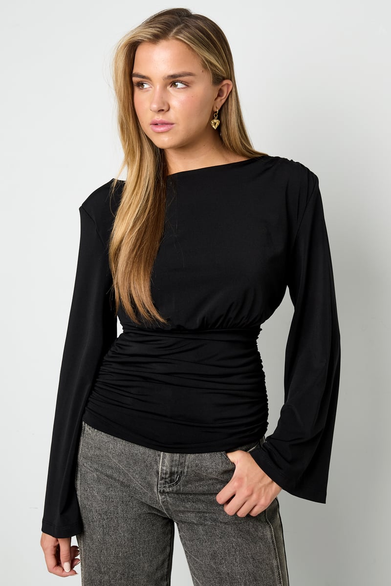 Fitted top with flared sleeves