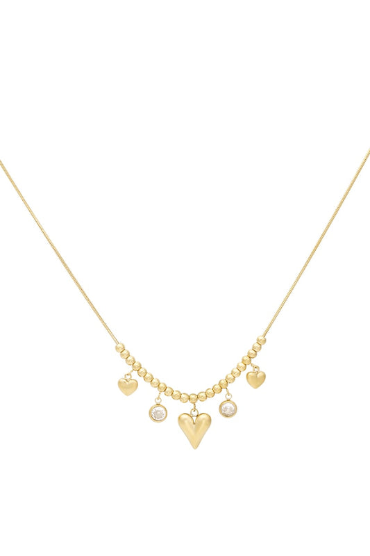 gleaming heart necklace